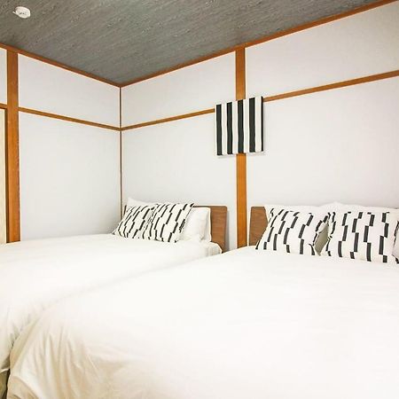 Osaka Box House Apartment Exterior photo